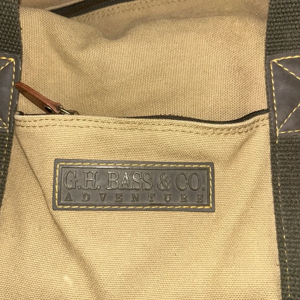 GH Bass & Co. VINTAGE Canvas & Leather Duffle Weekender Bag Tan/Green/Brown RARE